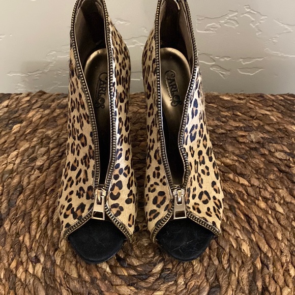 Carlos Santana Leopard stiletto heels size 6.5 - Picture 1 of 4